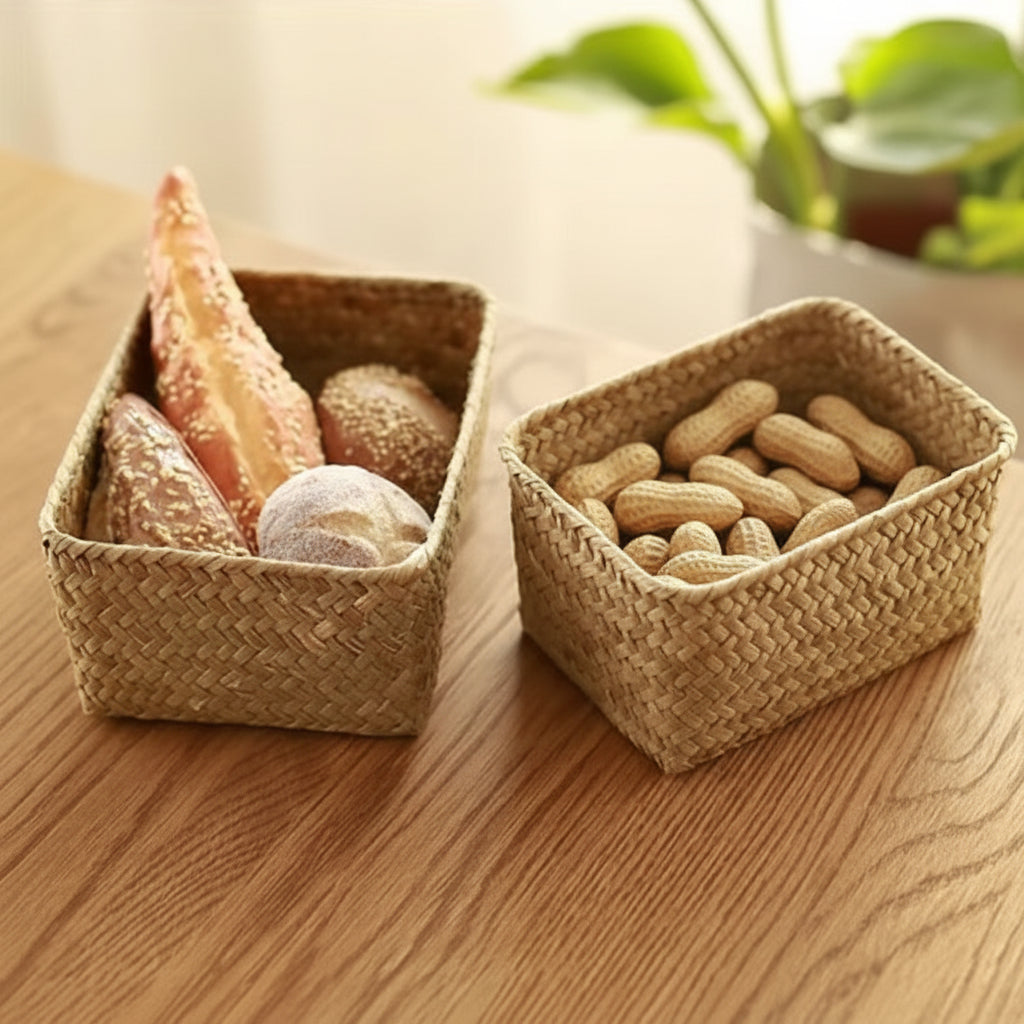 Paniers de rangement avec pain et noix