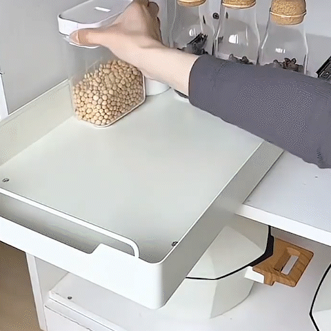 tiroir coulissant avec le rangement de contenants gif