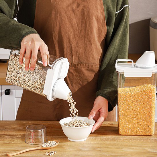 Boite hermétique alimentaire avec céréales