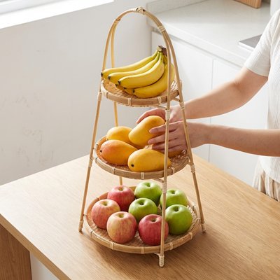 Corbeille a fruits avec bananes mangues et pommes