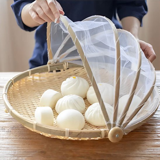 Panier de rangement avec couvert en filet semi ferme
