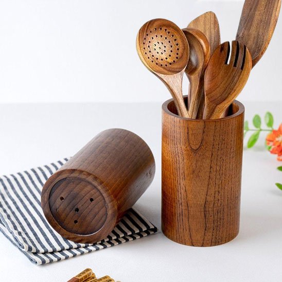 Pot ustensiles cuisine  en bois avec ustensiles