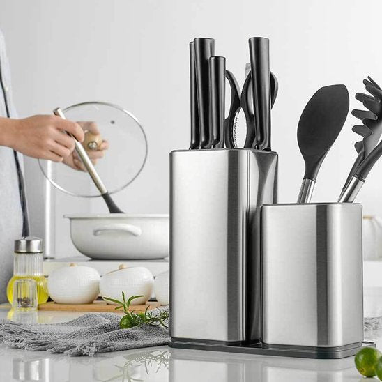 Rangement pour couverts avec ustensiles