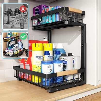 Rangement sous evier avec produits nettoyants